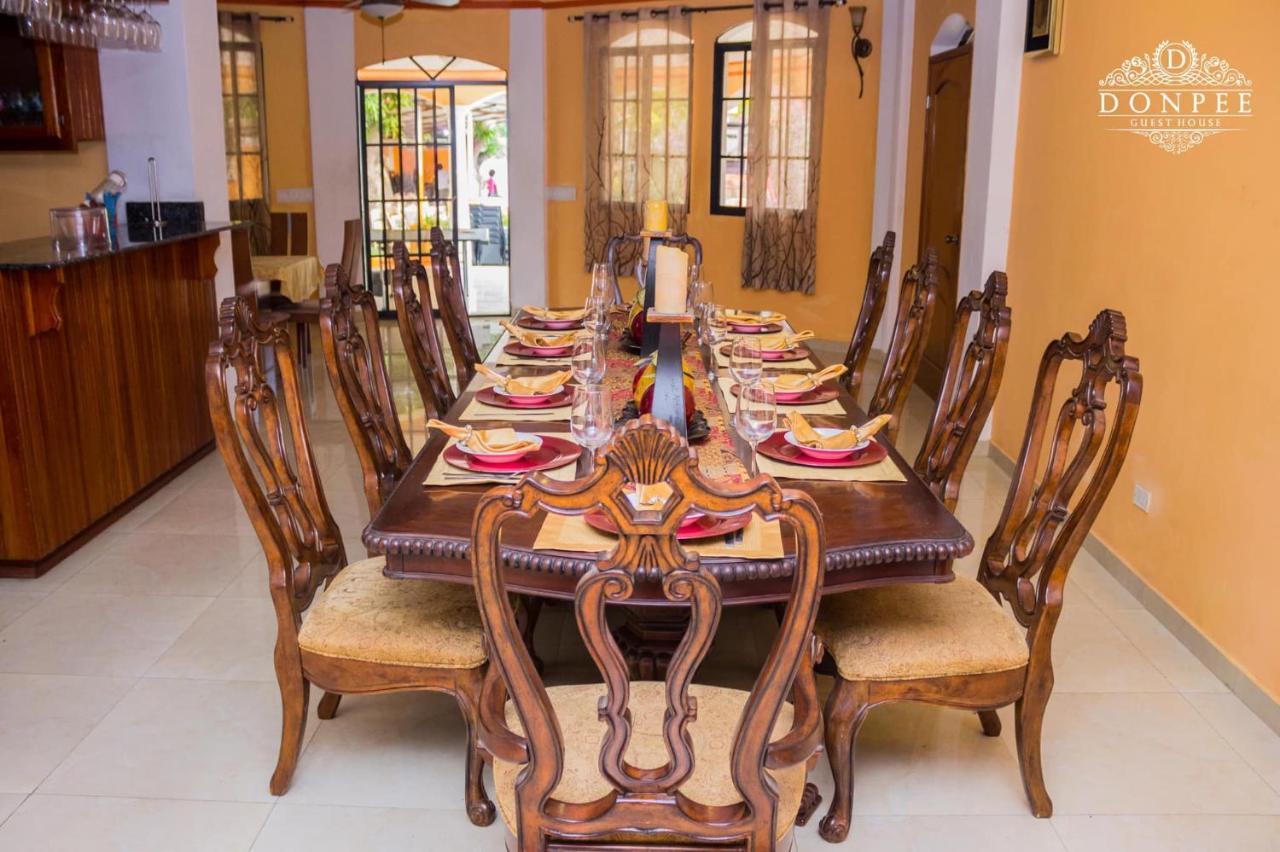Donpee Guest House Leogane エクステリア 写真